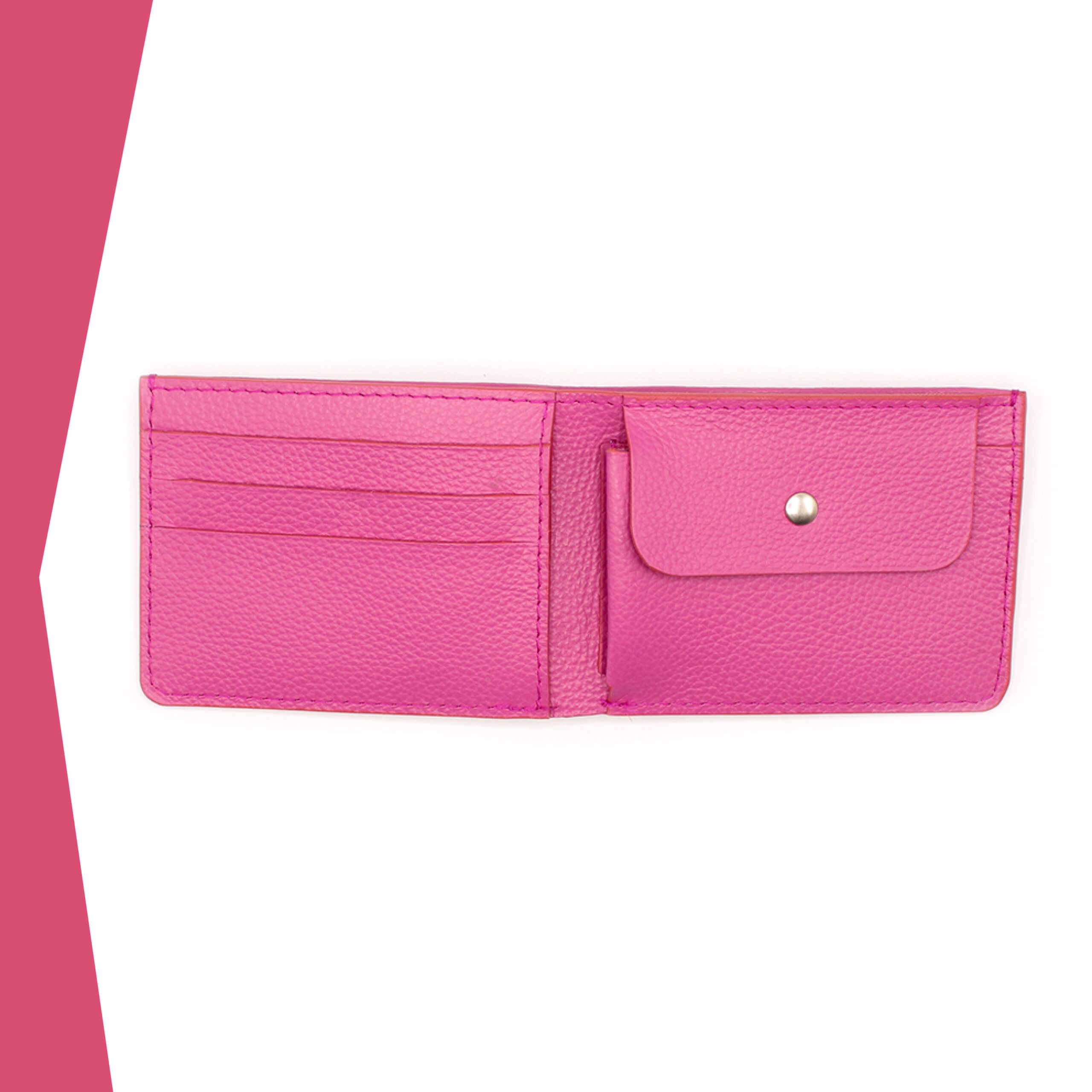 Portefeuille Calypso Lou s'enjaille en cuir fuchsia, le cuir est grainé, vue de face ouvert
