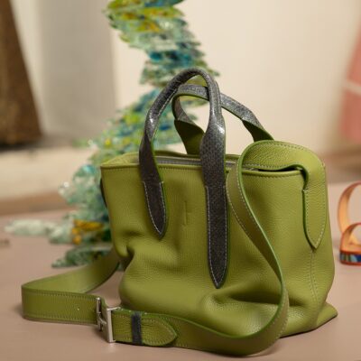 Yuni avec poignées en cuir de saumon